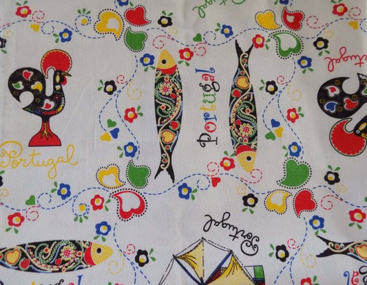 TRADITIONAL SARDINES TABLECLOTH - 150 X 150 CM